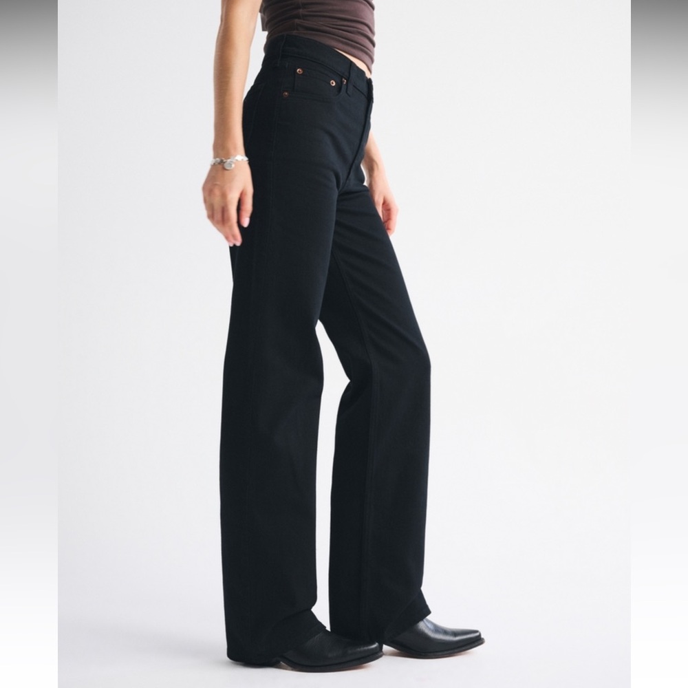 Abercrombie & Fitch Women's High Rise Black Jeans